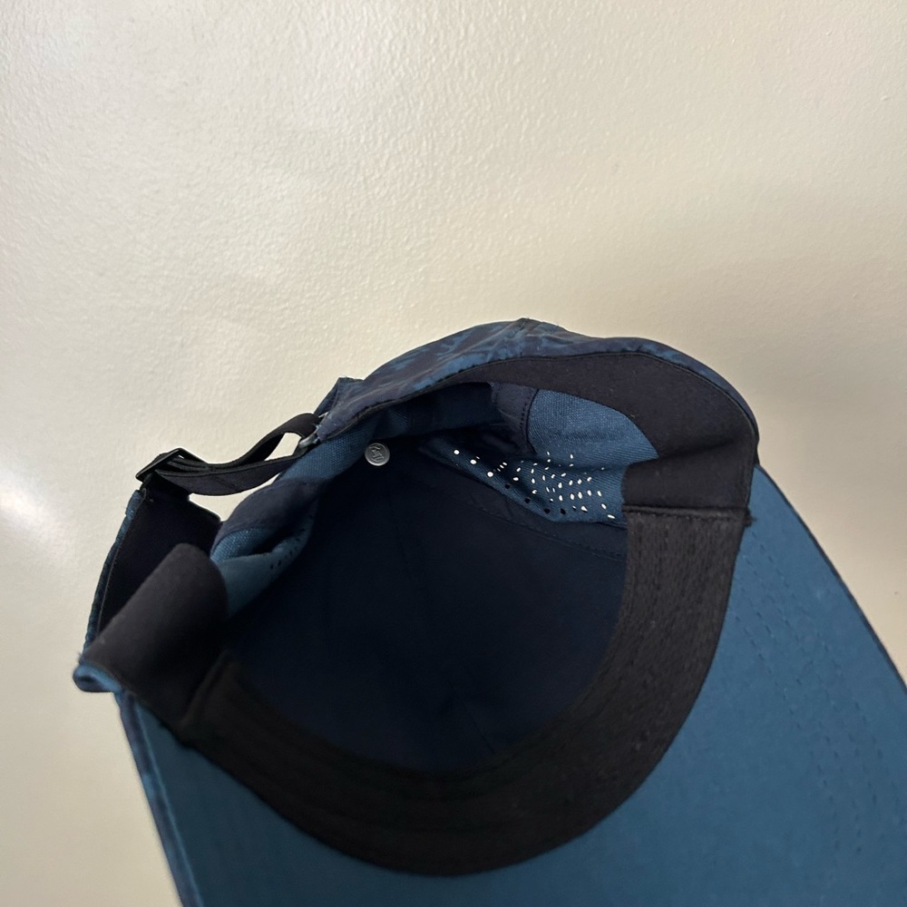 Buff hat - Picture 8 of 8